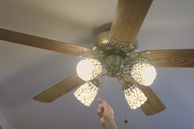 Video - Energy Saving Tip 2. Ceiling fan in home.